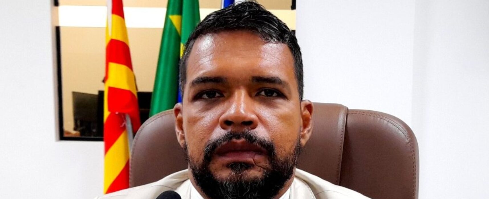 Jerbson pede ao Executivo melhorias nas pistas e avenidas de Ilhéus