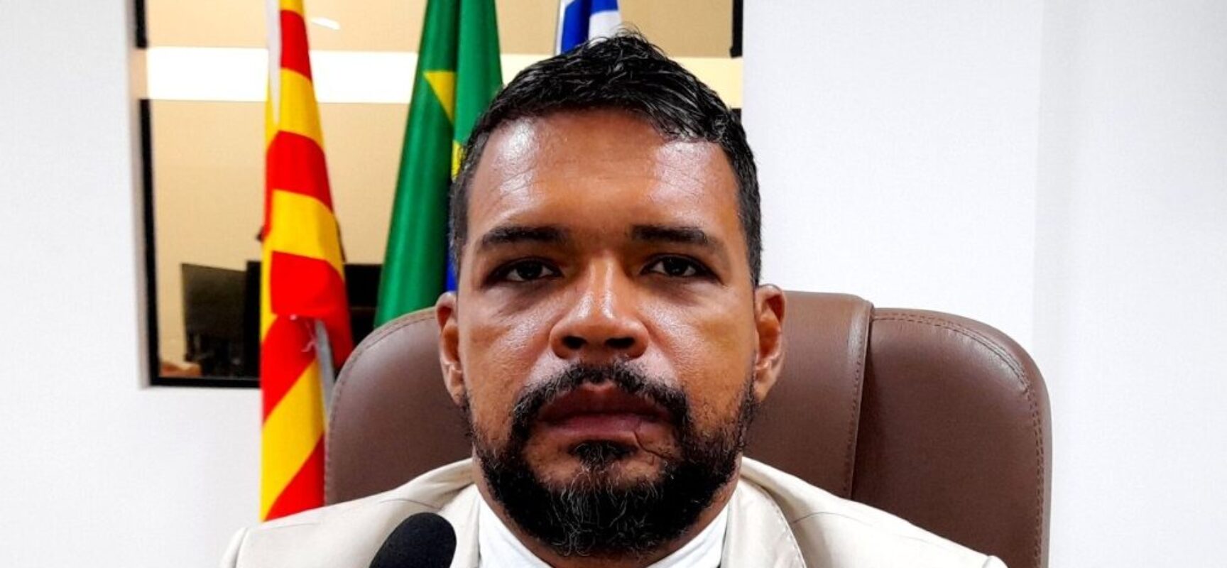 Jerbson pede ao Executivo melhorias nas pistas e avenidas de Ilhéus