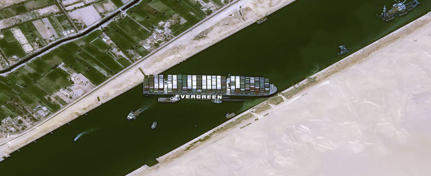 Partes chegam a acordo para liberar navio que bloqueou Canal de Suez