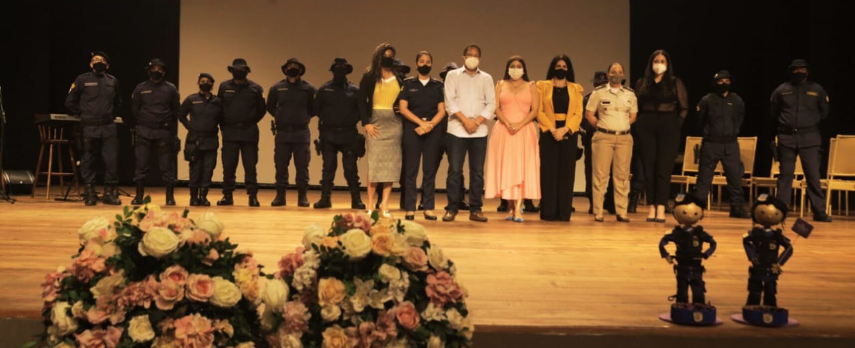 Prefeitura  lança aplicativo de proteção à mulher e empossa novos inspetores da GCM