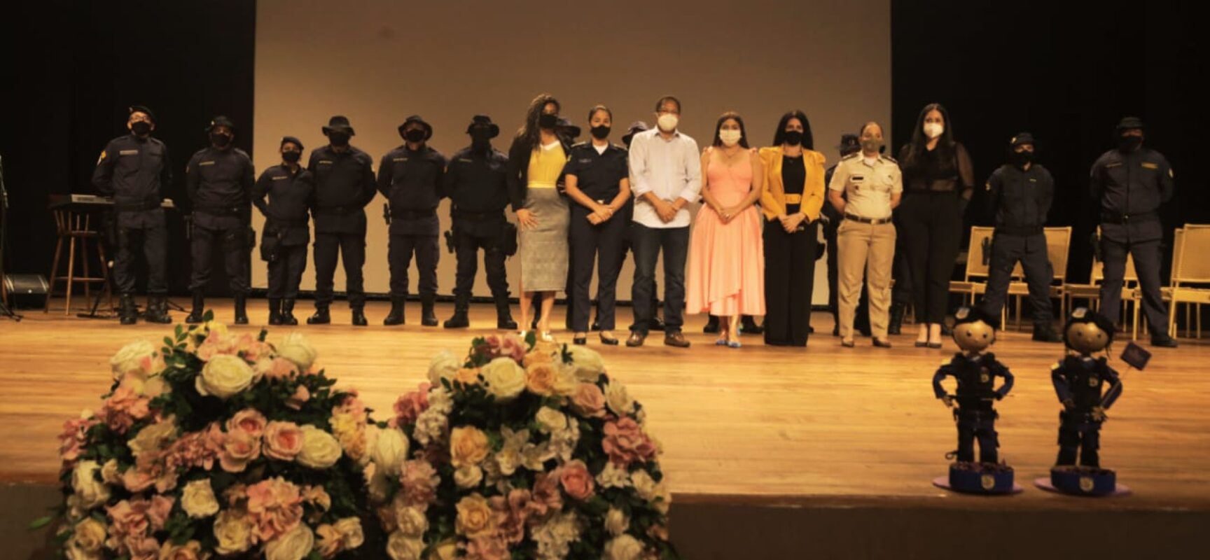 Prefeitura  lança aplicativo de proteção à mulher e empossa novos inspetores da GCM