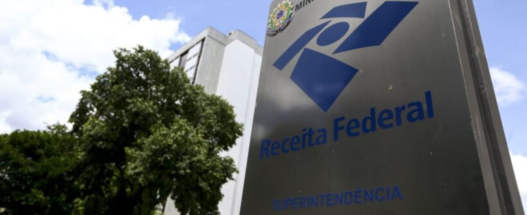 Receita paga hoje as restituições do terceiro lote do IRPF 2021