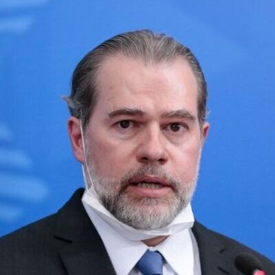 Toffoli assume ação que quer obrigar Bolsonaro a exibir supostas fraudes nas urnas
