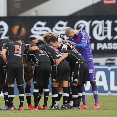 Vasco vence Botafogo por 1 a 0 e deixa Z4 do Brasileiro