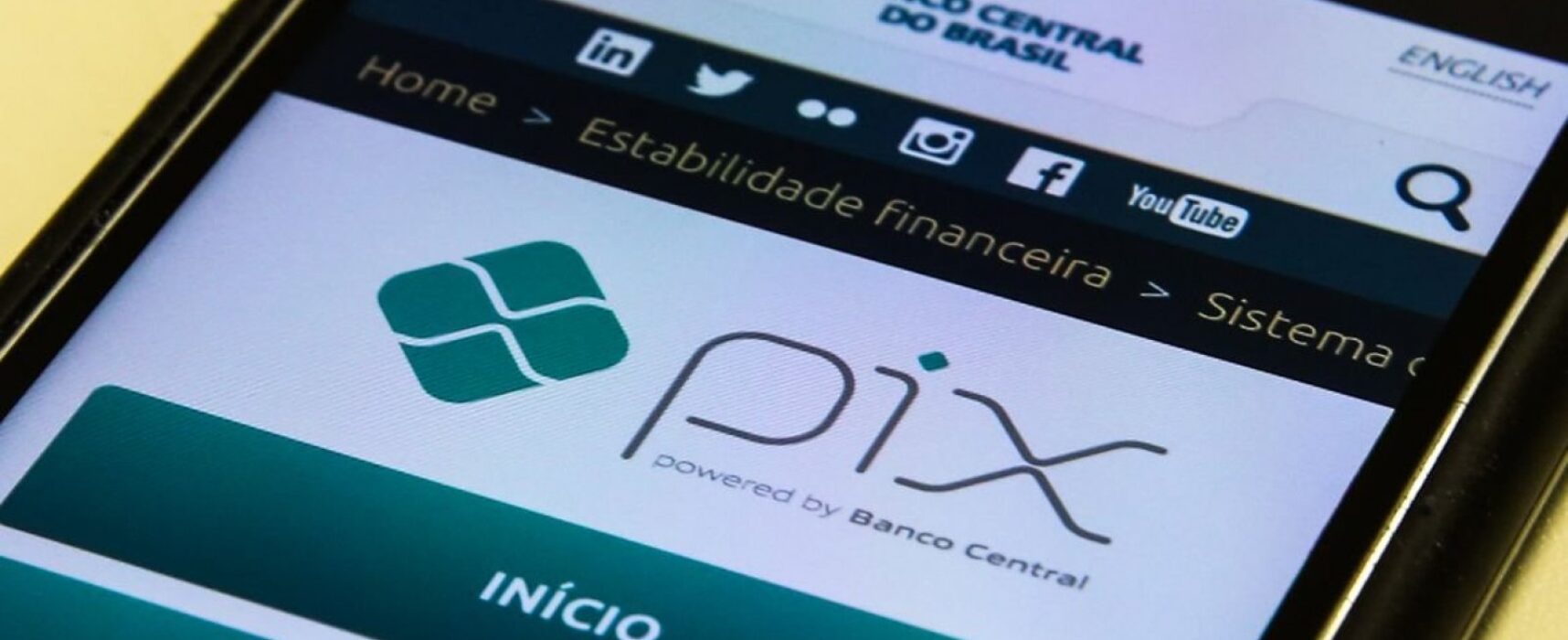 Banco Central estabelece limite de R$ 1 mil para transferências noturnas no Pix