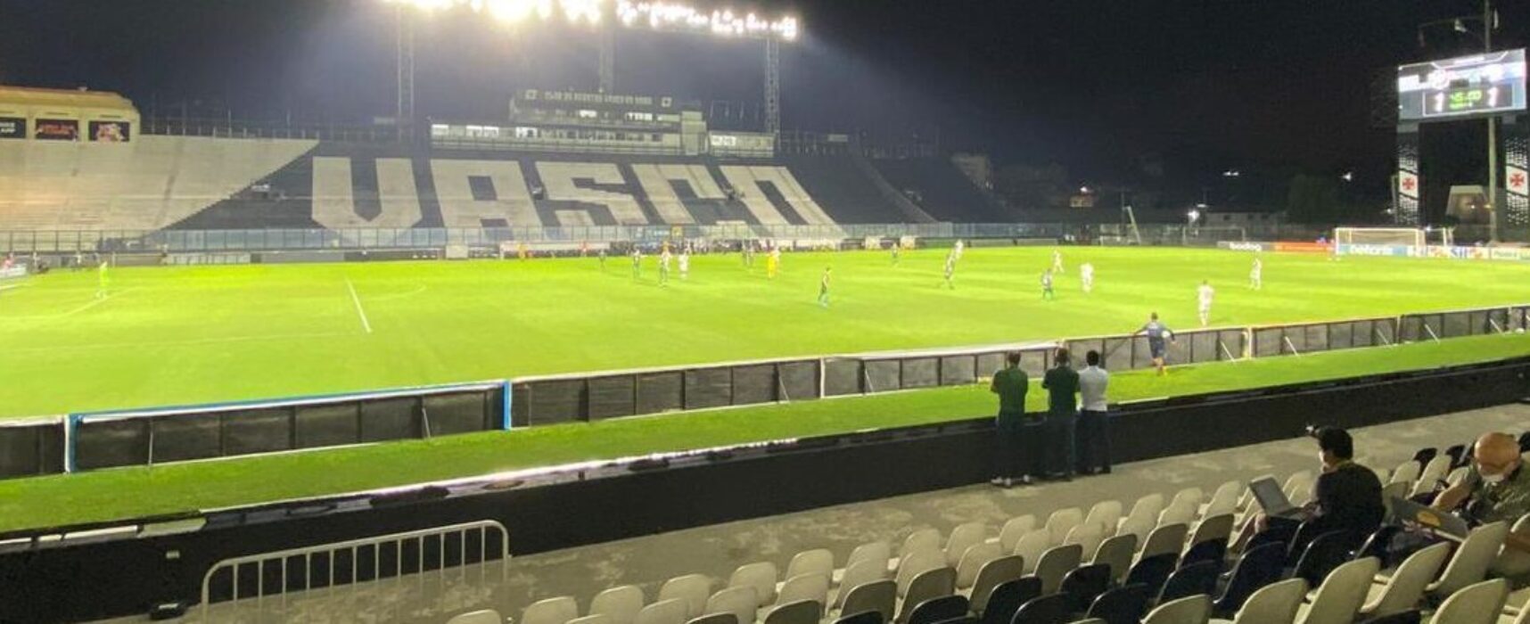 Brasileirão: Vasco e Londrina jogam em São Januário pela série B