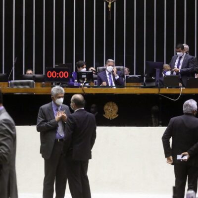 Câmara vota da PEC da reforma eleitoral em segundo turno