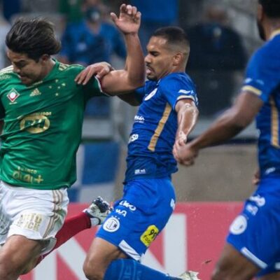 Cruzeiro bate Confiança e chega a sétimo jogo sem derrota na Série B