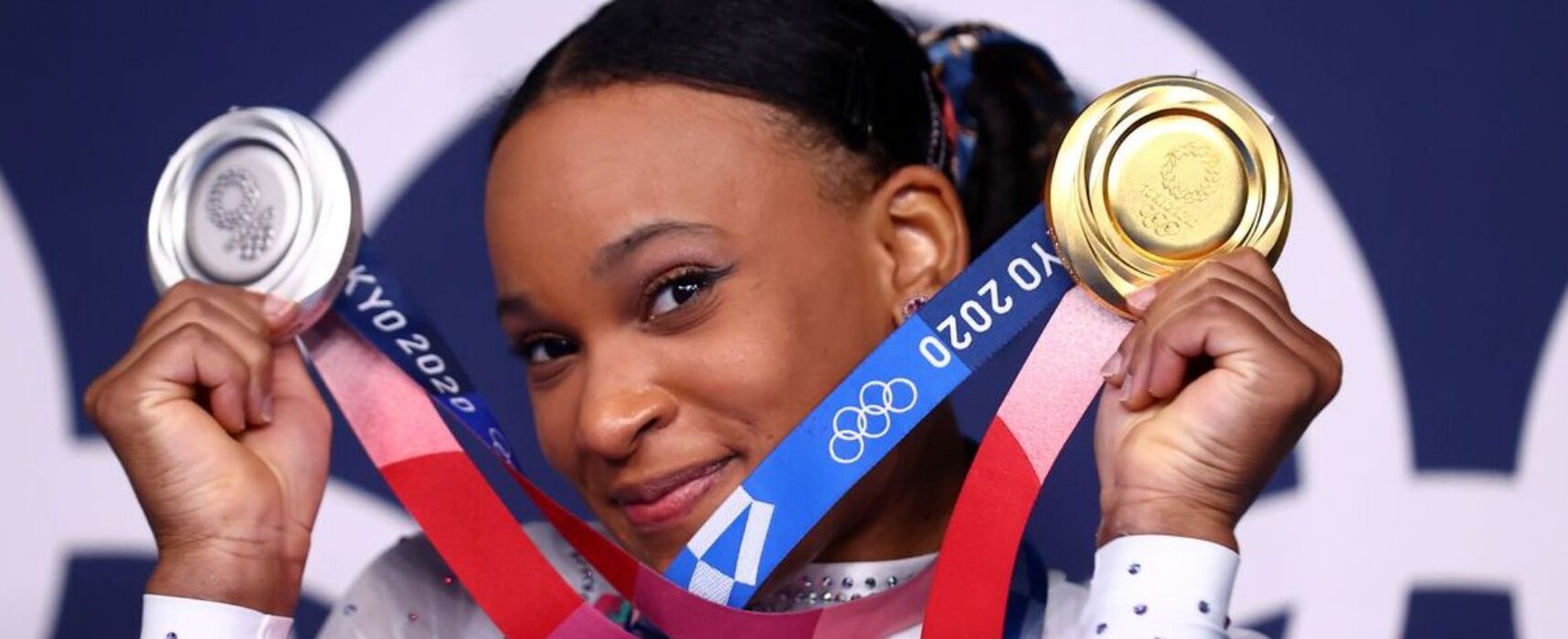 Ganhei muito mais do que só medalhas, diz Rebeca após feitos inéditos