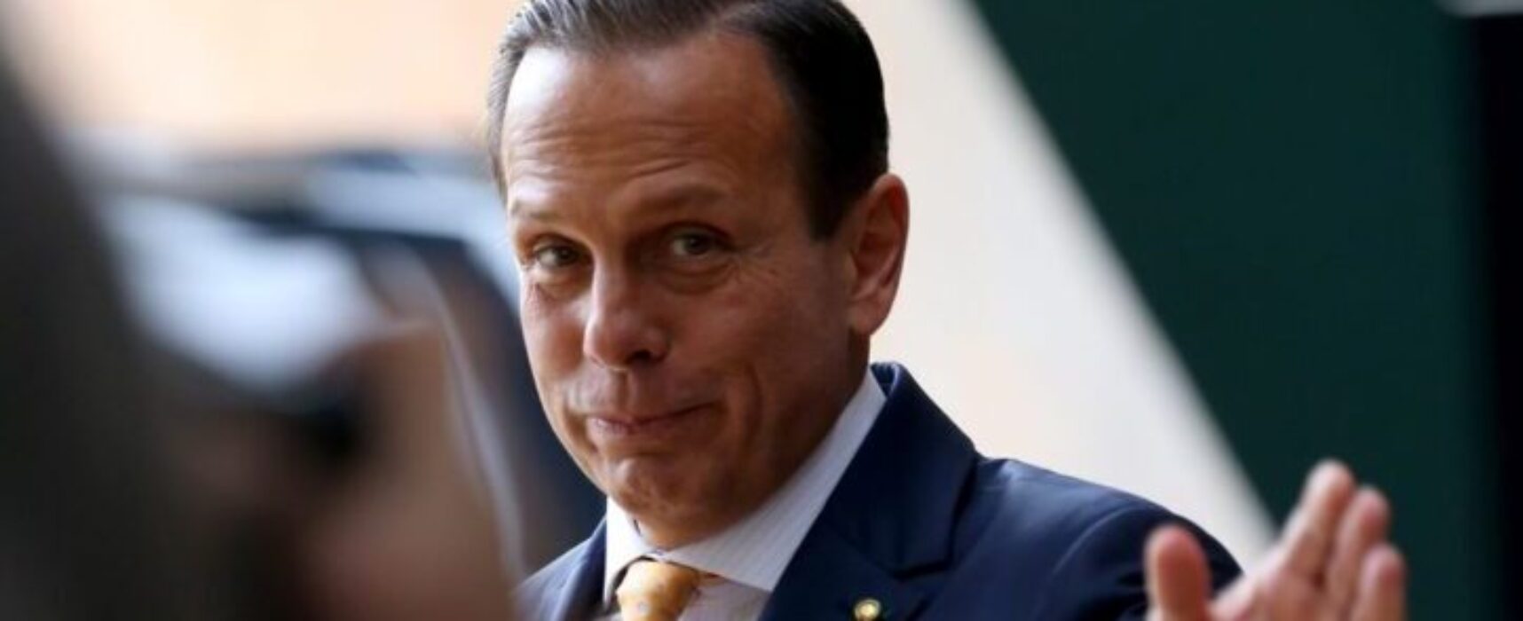 Governo paulista anuncia liberação de torcida em estádios
