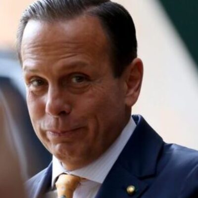 Governo paulista anuncia liberação de torcida em estádios