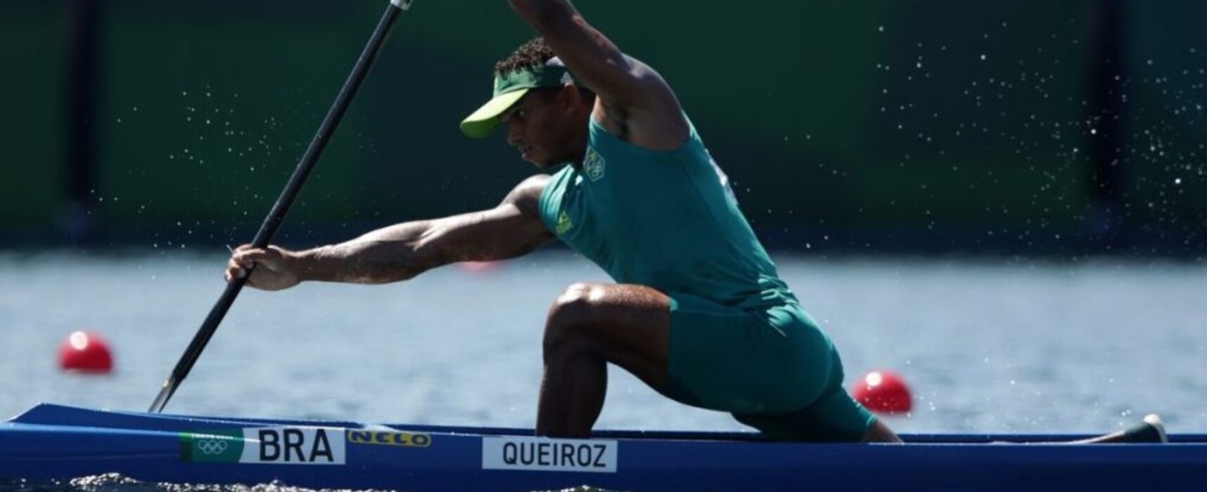 Isaquias Queiroz conquista o ouro na canoagem C1 1000m em Tóquio