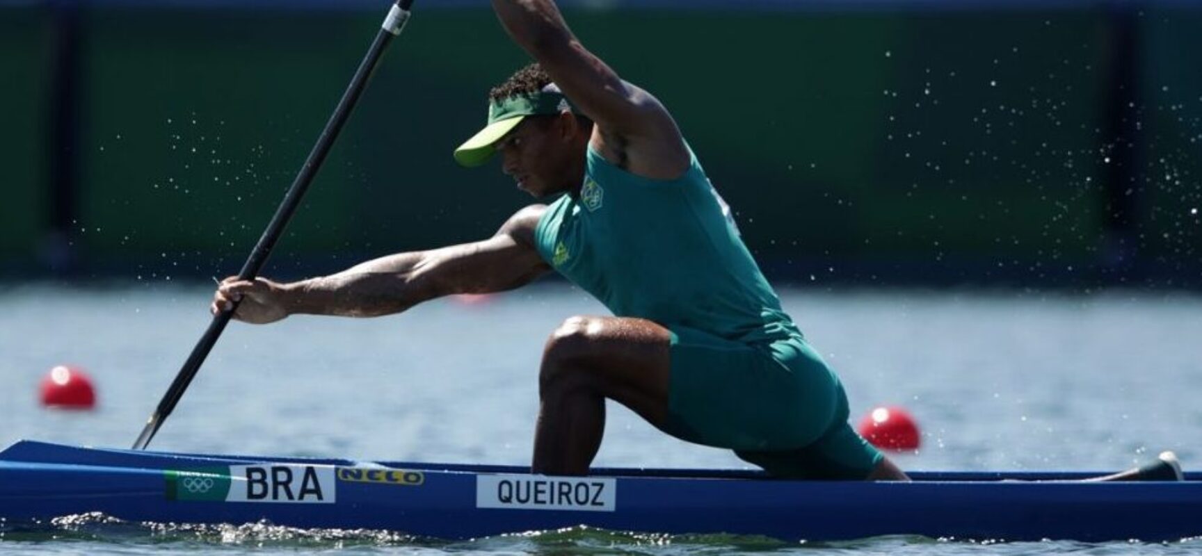 Isaquias Queiroz conquista o ouro na canoagem C1 1000m em Tóquio