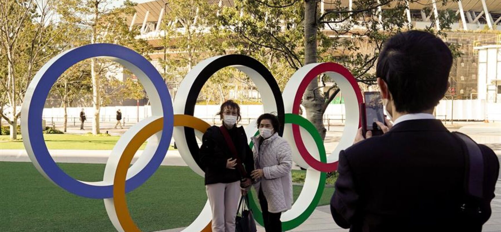 Japão amplia restrições após aumento de casos da Covid-19 e sobrecarga de hospitais