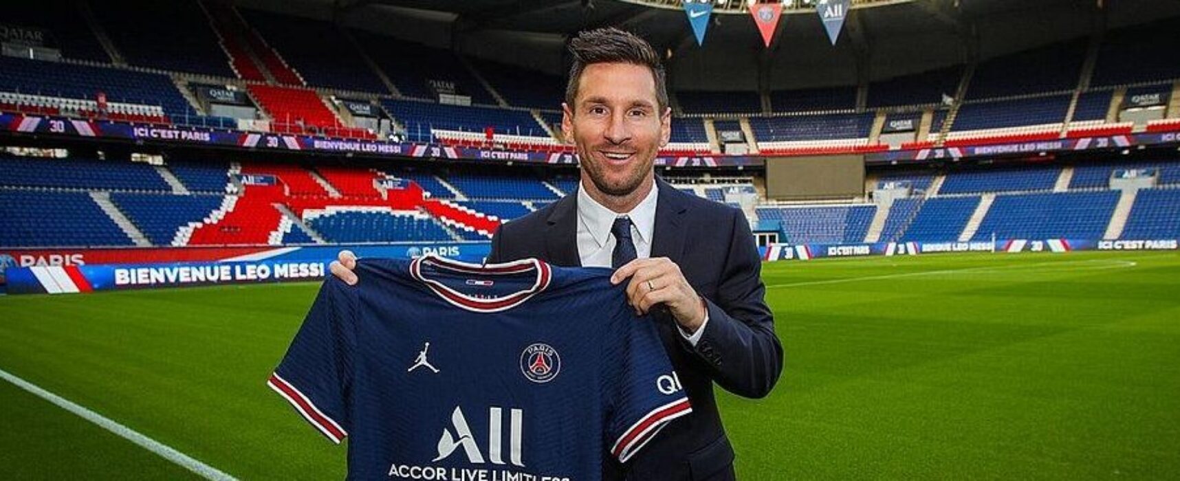 Messi estreia em campo neste final de semana pelo Paris Saint-Germain