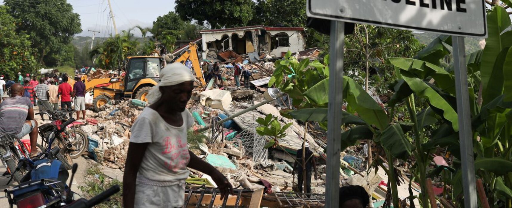 Papa envia recursos financeiros ao Haiti, Bangladesh e Vietnã