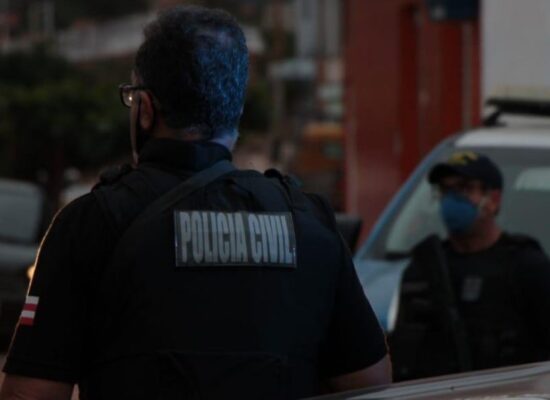 Polícia prende dupla acusada de extorsão mediante sequestro no interior da Bahia