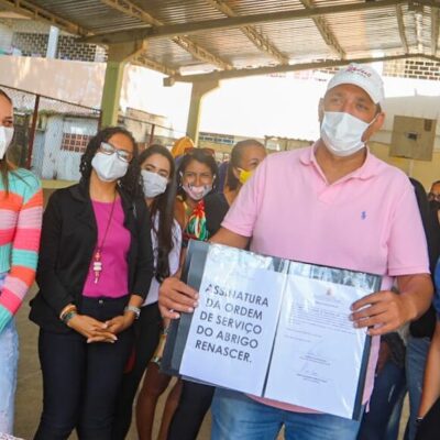 Prefeito Marão assina ordem de serviço e garante reforma do Abrigo Renascer