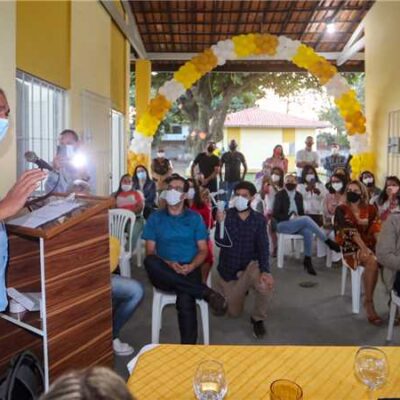 Prefeito Mário Alexandre entrega escola Giselia Soares toda reformada