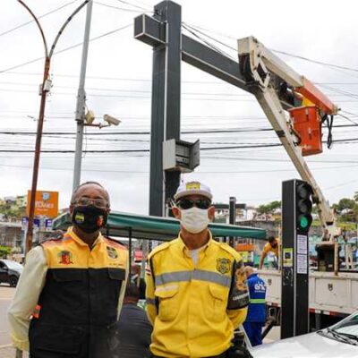 Prefeitura de Ilhéus inicia manutenção nos semáforos da cidade