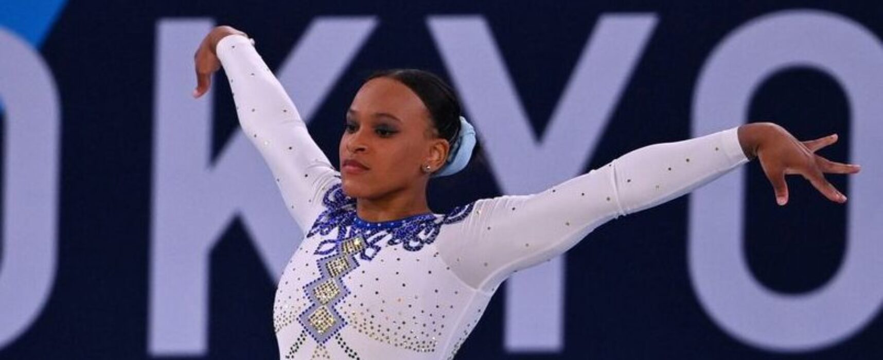 Rebeca Andrade conquista ouro para o Brasil na ginástica artística