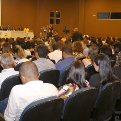 Secretários municipais de Saúde discutem pandemia da Covid em congresso virtual