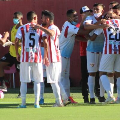 Série B: Botafogo larga na frente em disputa por título e acesso. Ao Barcelona só resta a vitória
