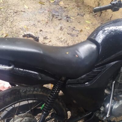 Suspeitos de roubo de motocicletas são presos em Laje