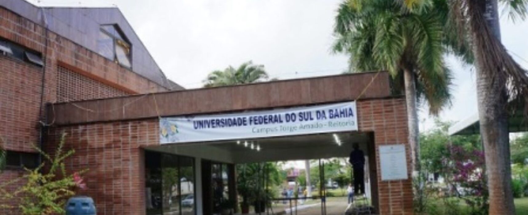 UFSB abre inscrição de curso gratuito de especialização
