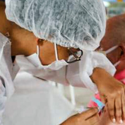 Vacinação em Ilhéus segue com 1ª dose para 28 anos ou mais e 2ª dose nas unidades de saúde