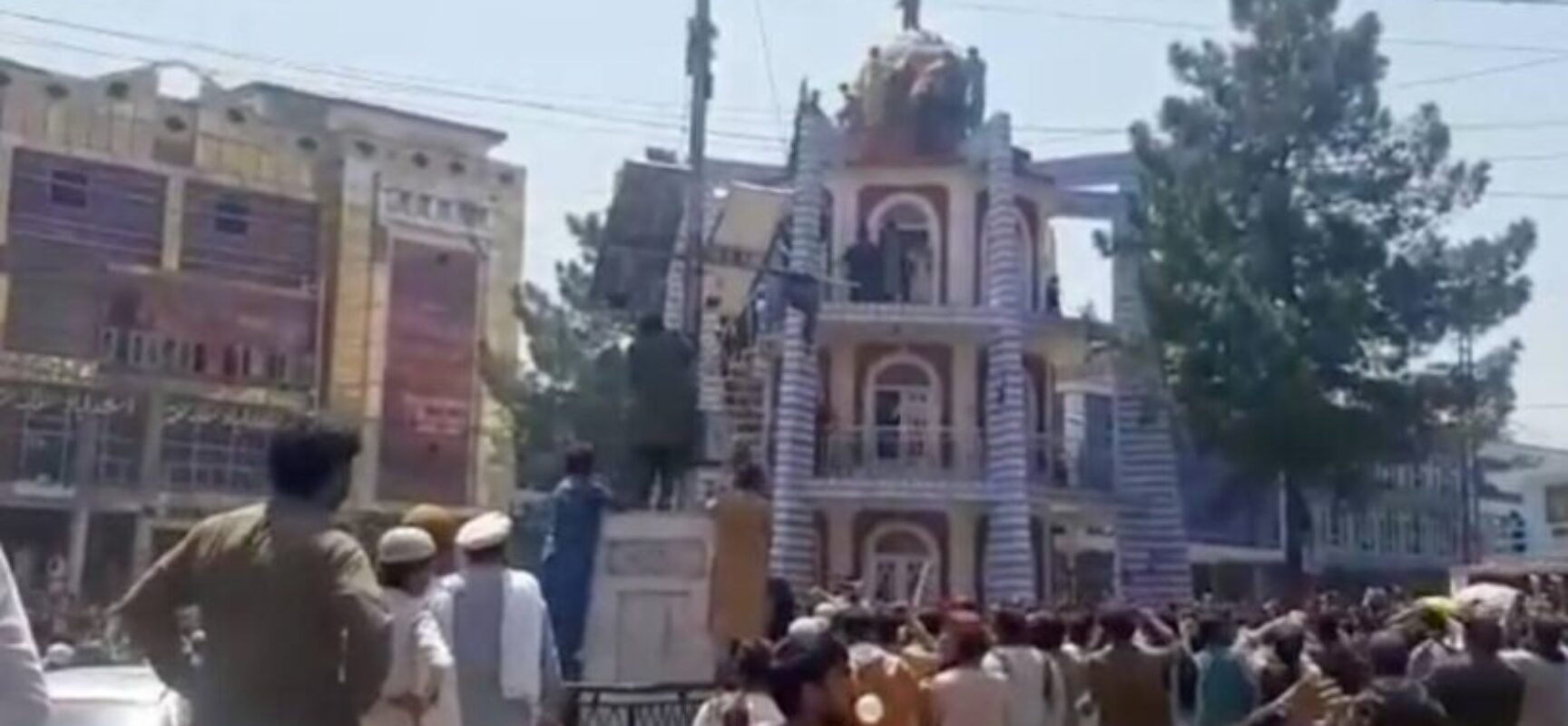 Várias pessoas são mortas no Afeganistão em protestos contra Talibã