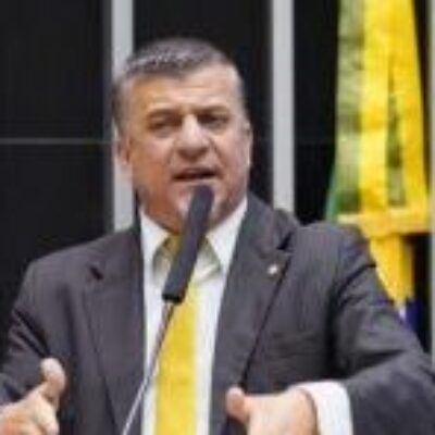 Câmara acata decisão do TSE e cassa mandato do deputado Boca Aberta
