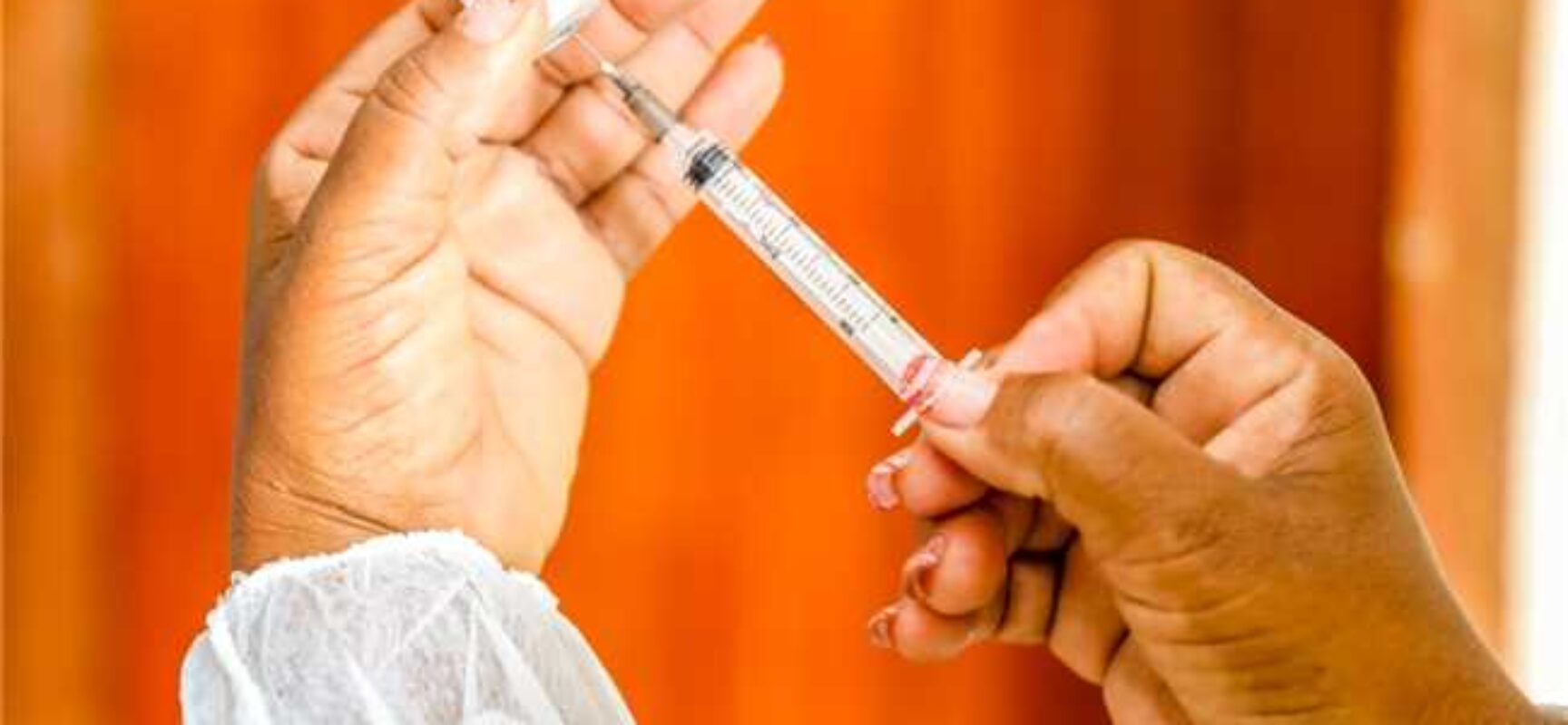 Comunicado: Vacinação em Ilhéus está suspensa nesta quinta (16) para reavaliação de público-alvo