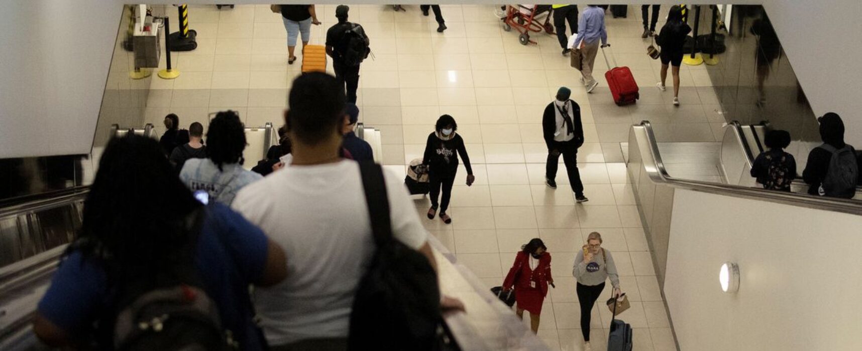 EUA reabrirão para viajantes estrangeiros vacinados, em novembro