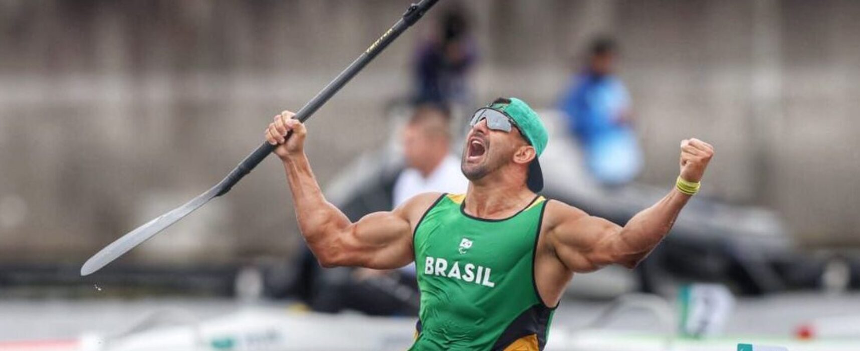 Fernando Rufino conquista ouro na canoagem na Paralimpíada