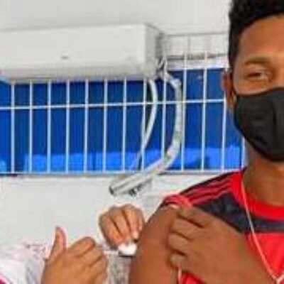 Ilhéus começa a vacinar adolescentes de 12 a 17 anos nesta segunda (20); confira estratégia