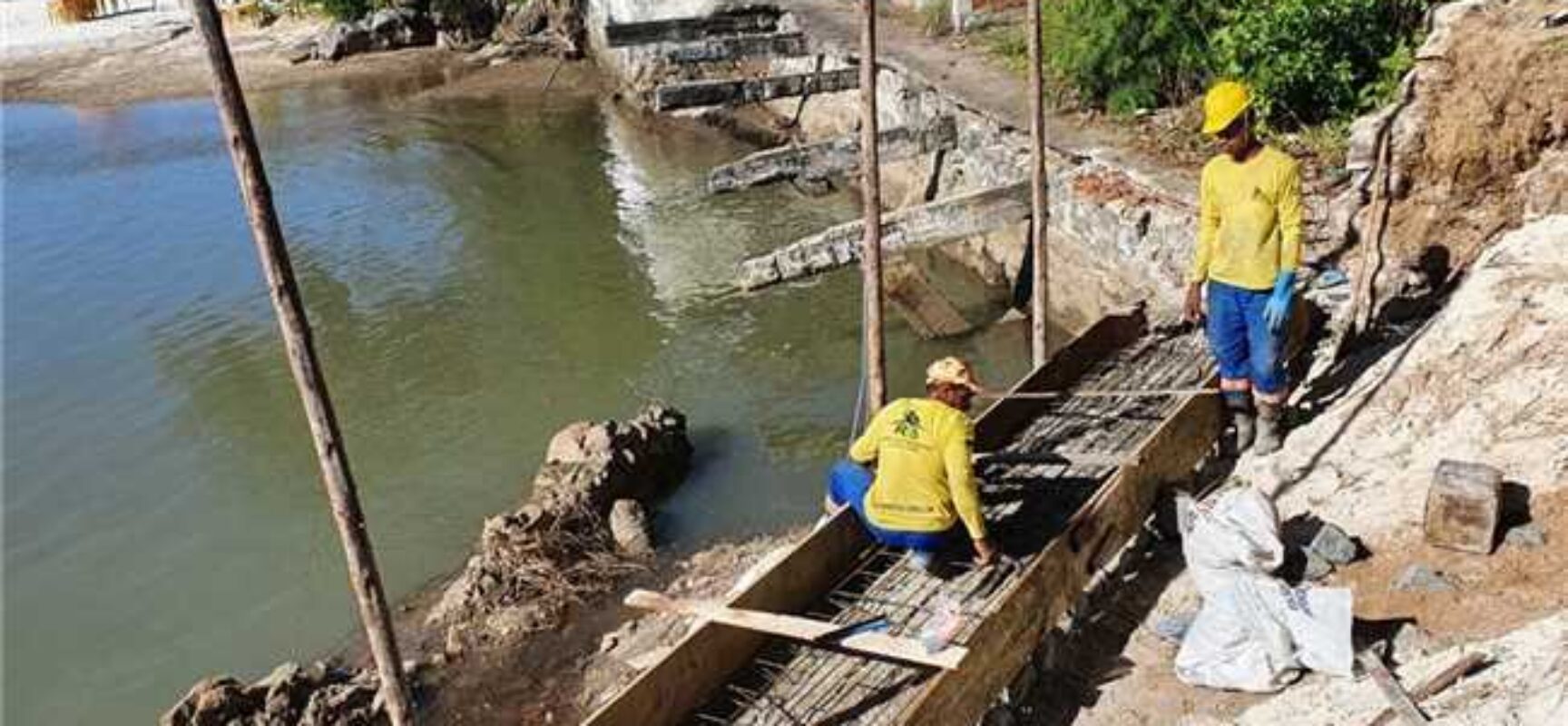 Ilhéus: iniciado reparo da ponte sobre o Rio Cururupe