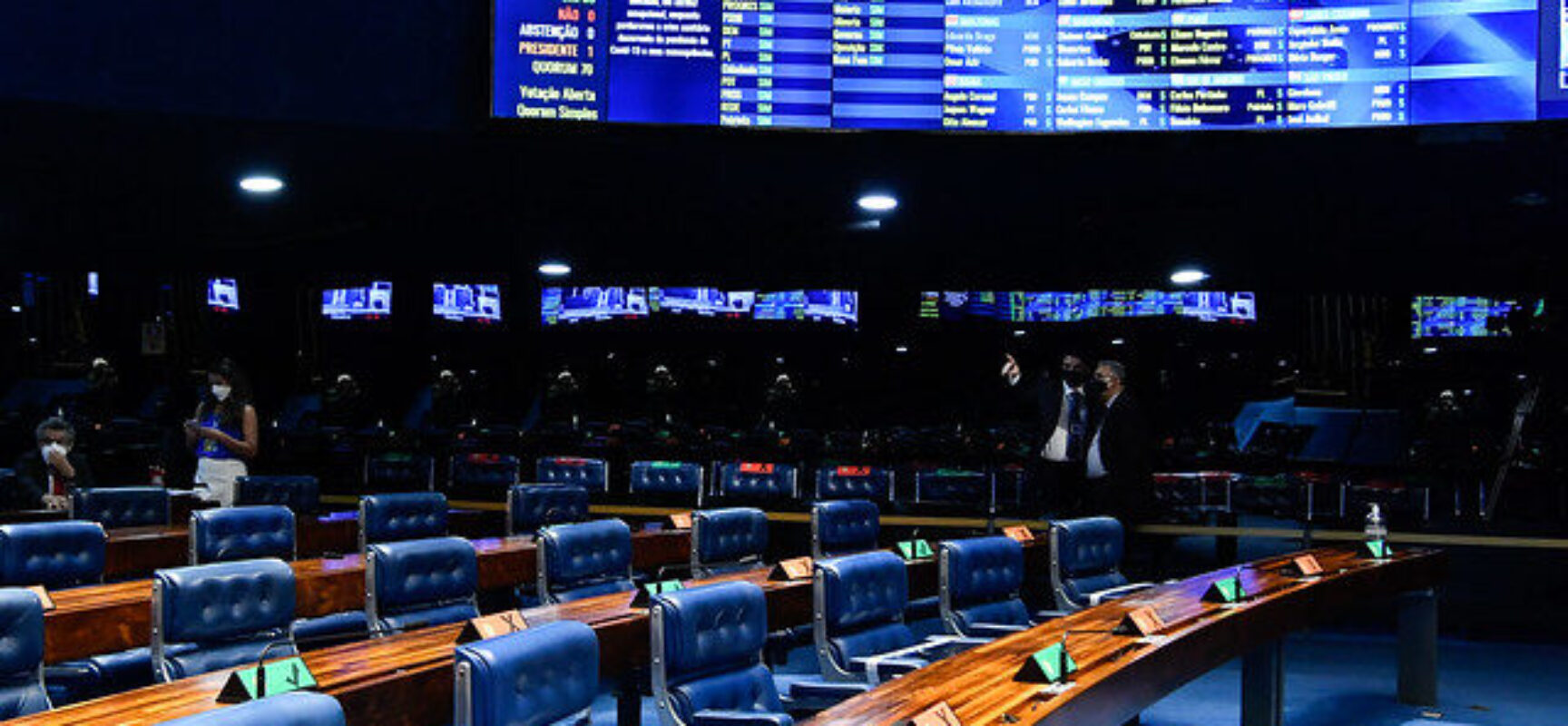 Maioria dos brasileiros concorda que é preciso regulamentar lobby