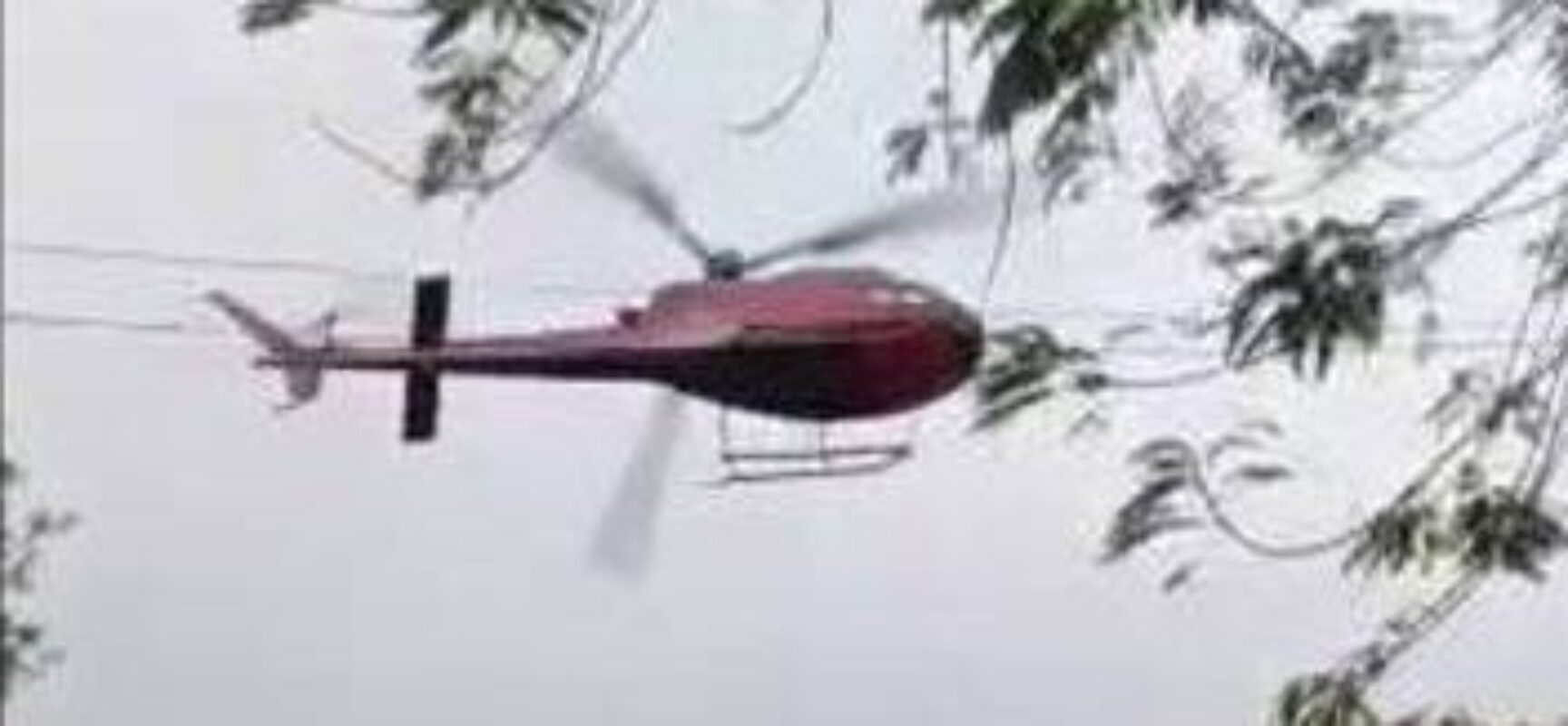 Piloto de helicóptero é rendido e entra em briga corporal durante voo no RJ; veja vídeo