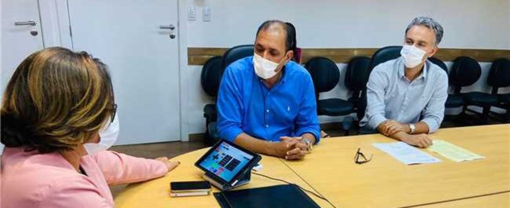 Prefeito Mário Alexandre dialoga sobre inauguração da maternidade, construção da policlínica e UBS