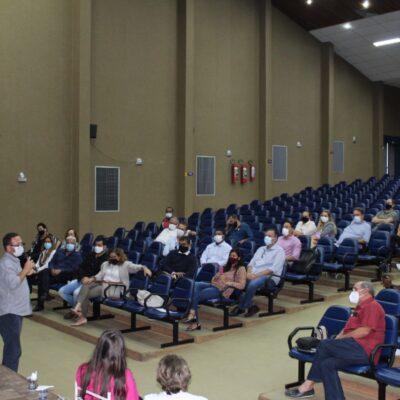 Projetos para despoluir o Rio Cachoeira são apresentados por empresa da Dinamarca