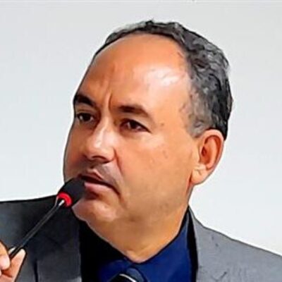 CÂMARA DE VEREADORES DE ILHÉUS: Vereador Tandick Resende devolve diárias