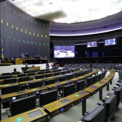Câmara pode votar nesta terça-feira projeto que revisa a Lei de Improbidade Administrativa