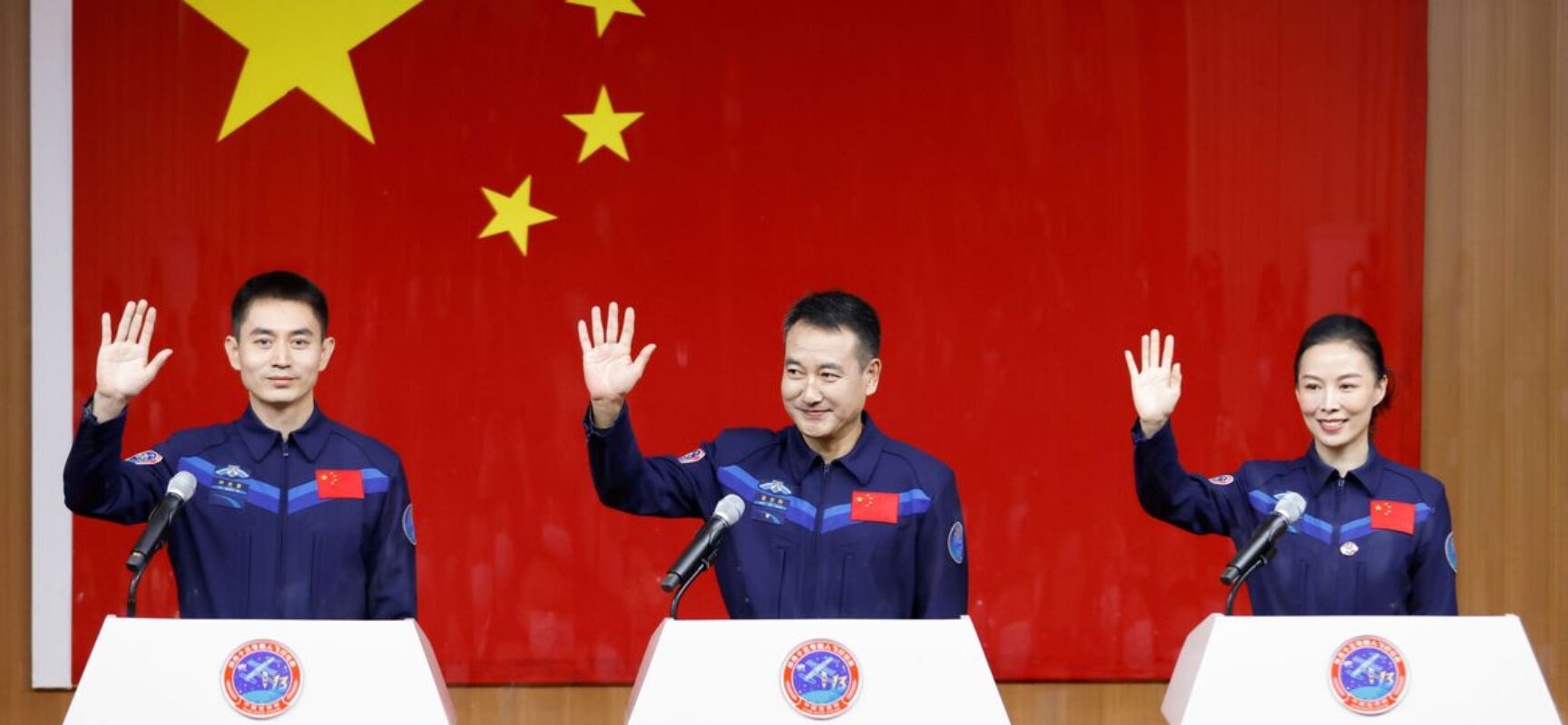 China enviará três astronautas a estação espacial no sábado