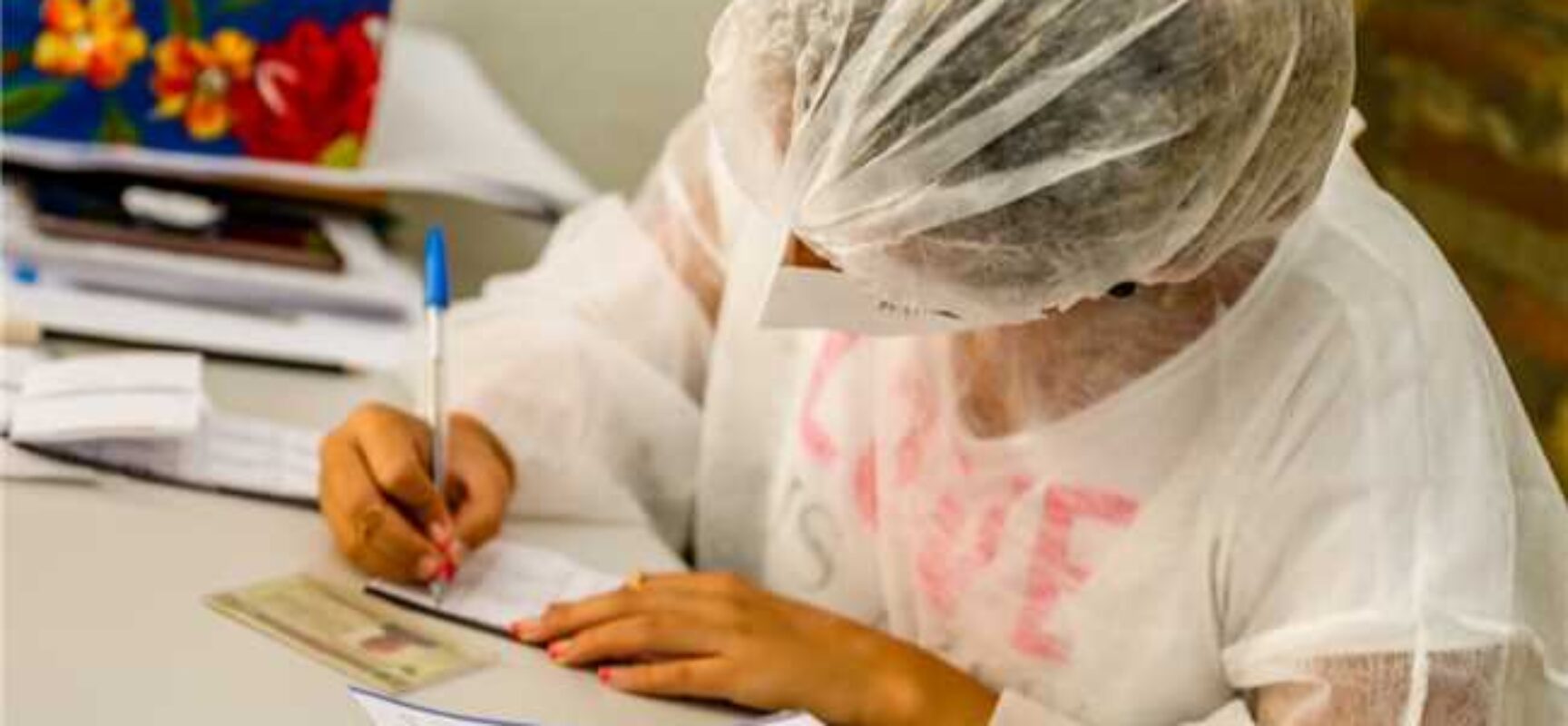 Covid-19: Sesau alerta sobre importância do cartão para completar esquema vacinal