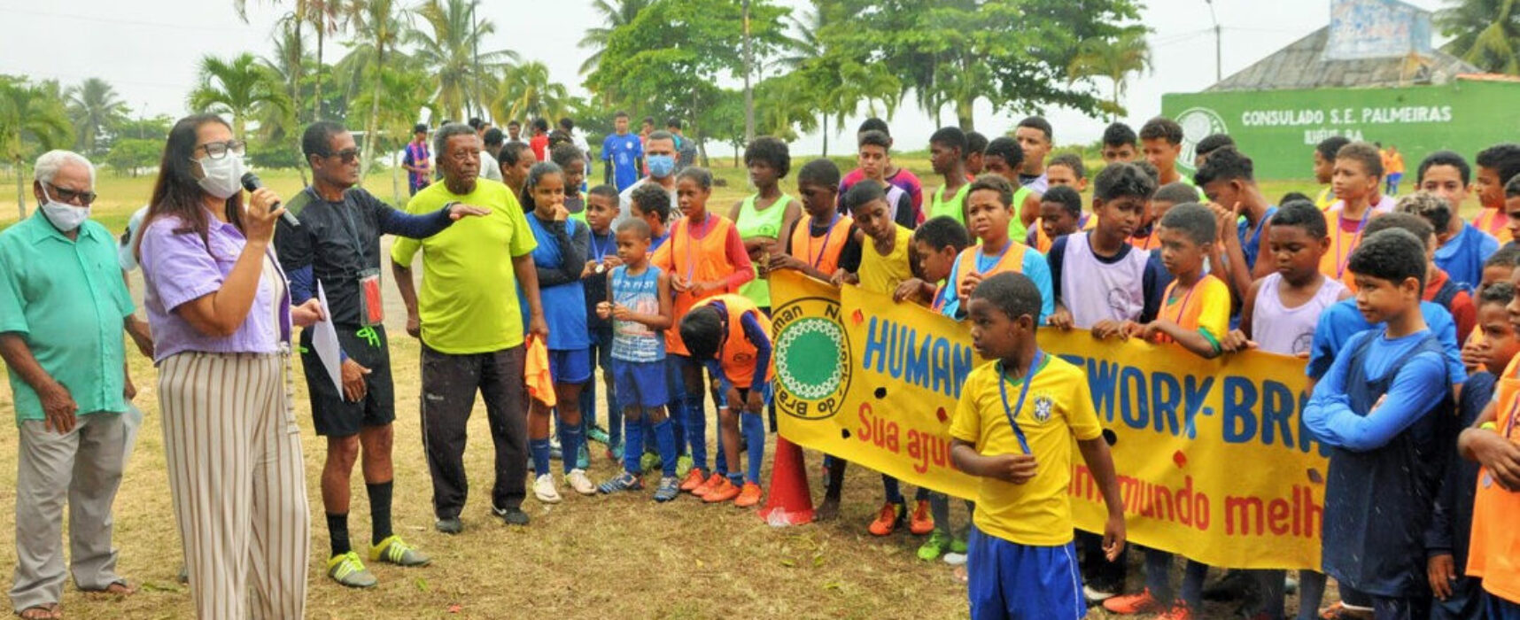 Escolinha de Esportes Os Meninos de Ilhéus promove torneio infanto-juvenil em homenagem ao dia das crianças, na litorânea norte
