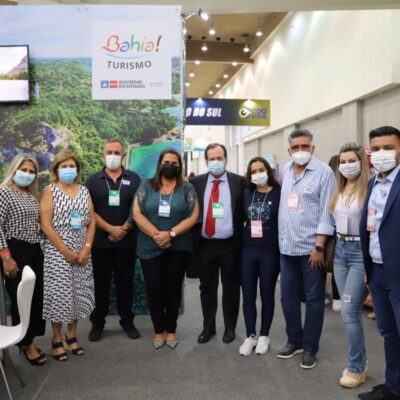 Estande da Bahia na Abav atrai operadores do turismo, empresários e prefeitos