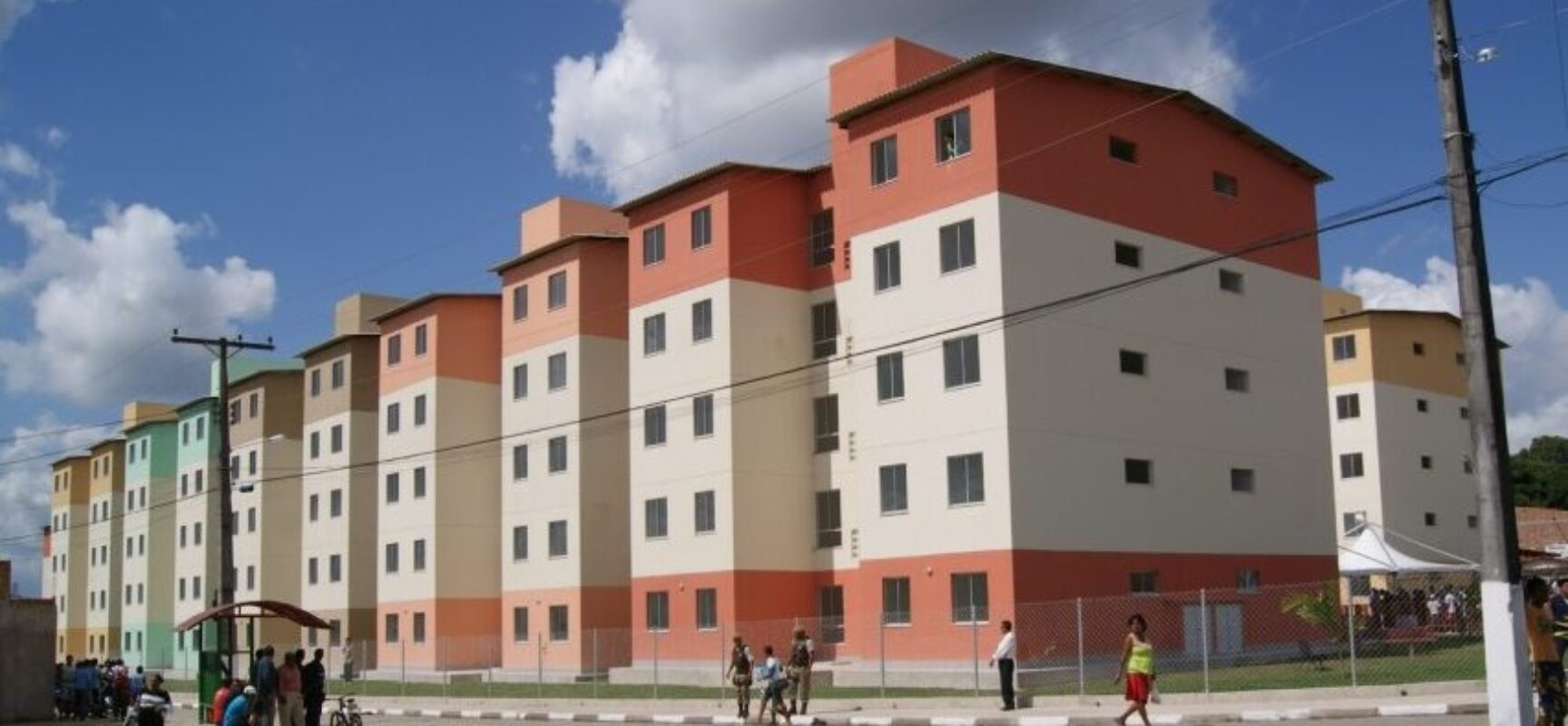 Governo Federal entrega 880 moradias a famílias de baixa renda de Salvador (BA) nesta terça-feira (19)