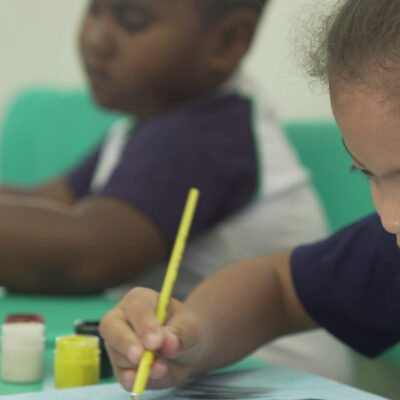 HOJE ÀS 19:30HS: Educação inclusiva é tema do segundo debate do Assim Vivemos”