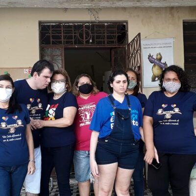 Ideia apresentada por mãe de jovem autista vira projeto que garante atendimento integral no SUS